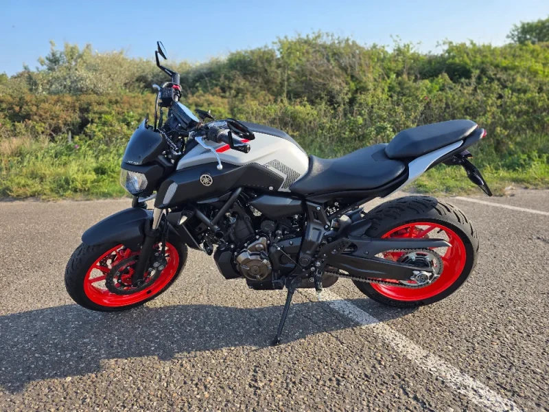 Yamaha MT-07 - Ice Fluo - 2019 - A / Vol vermogen
