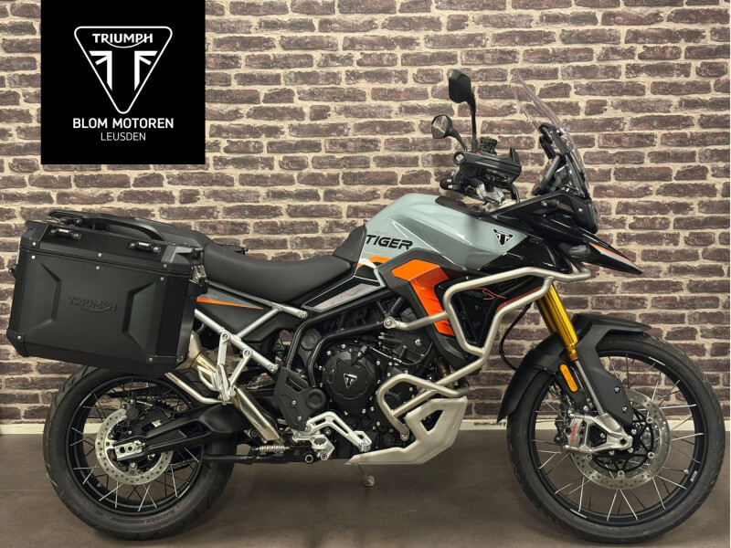 Triumph TIGER 900 DESERT EDITION
