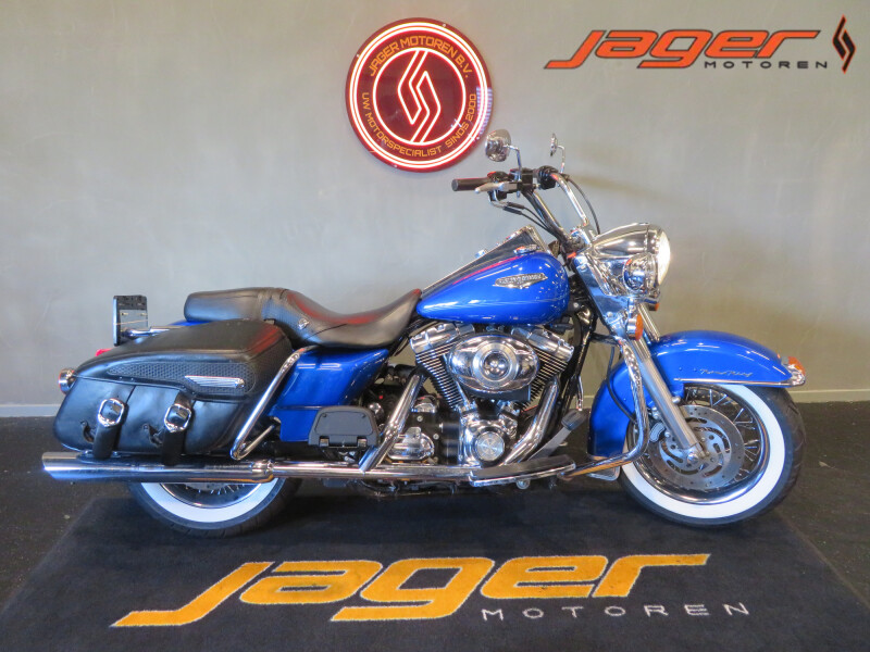 HARLEY DAVIDSON FLHRC ROAD KING CLASSIC SUPER GAAF!