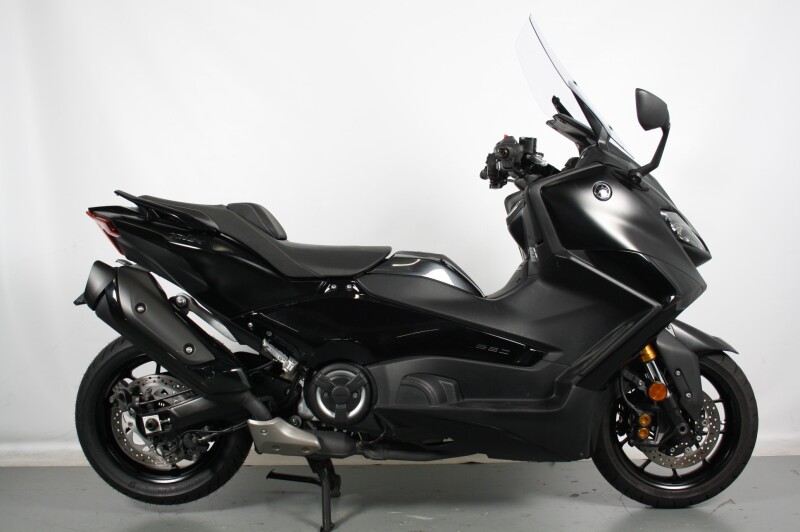 Yamaha TMAX Tech Max