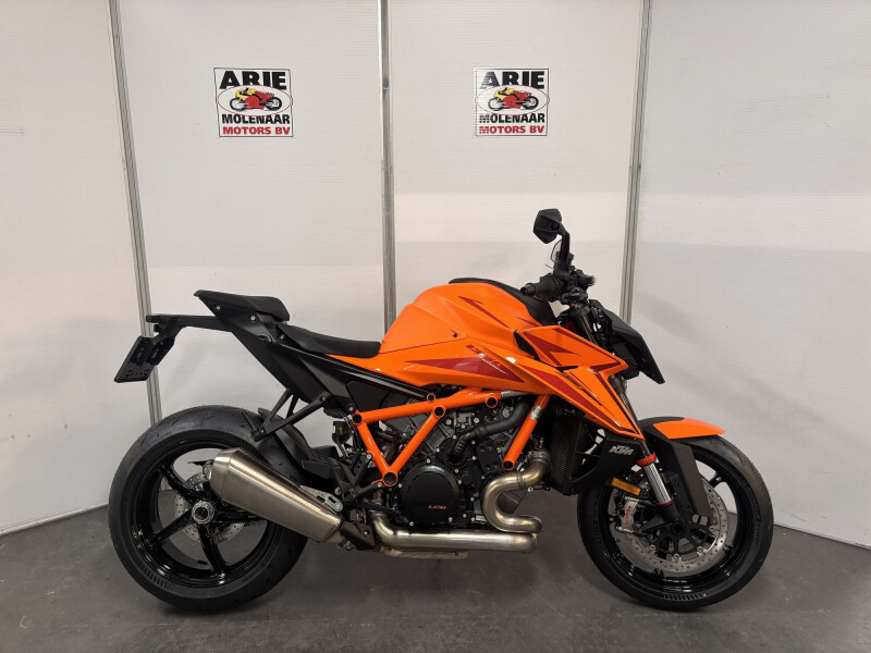 KTM 1390 SUPER DUKE R