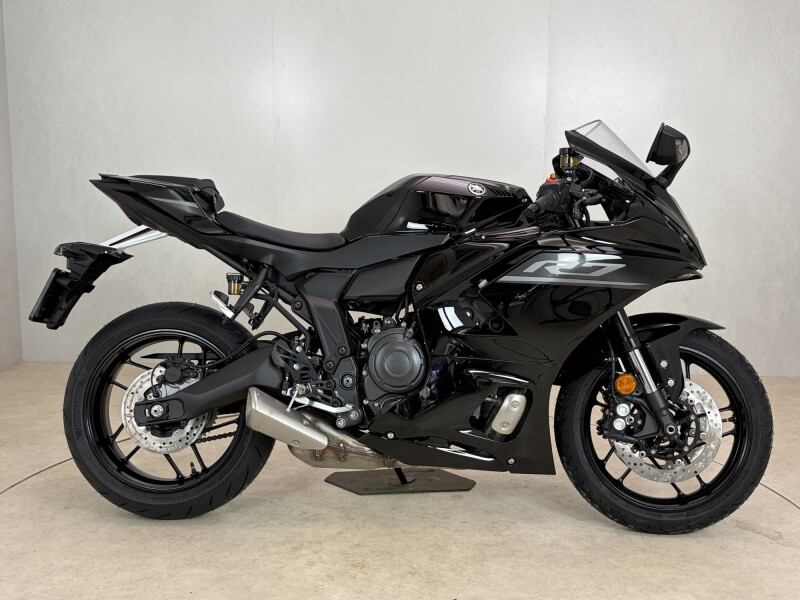 Yamaha YZF R7