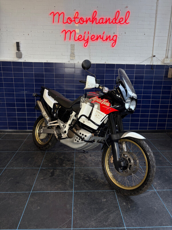 Honda All-Road XRV 750 Africa Twin