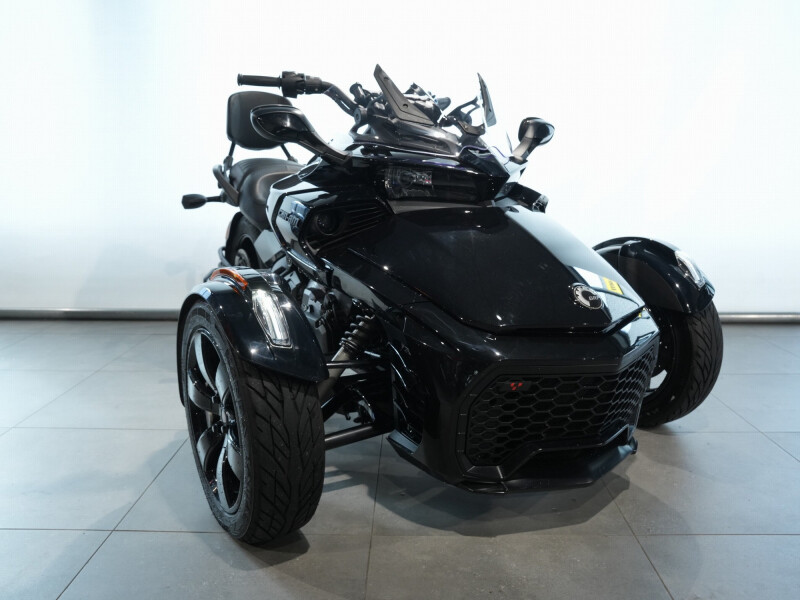 Can-Am SPYDER F3