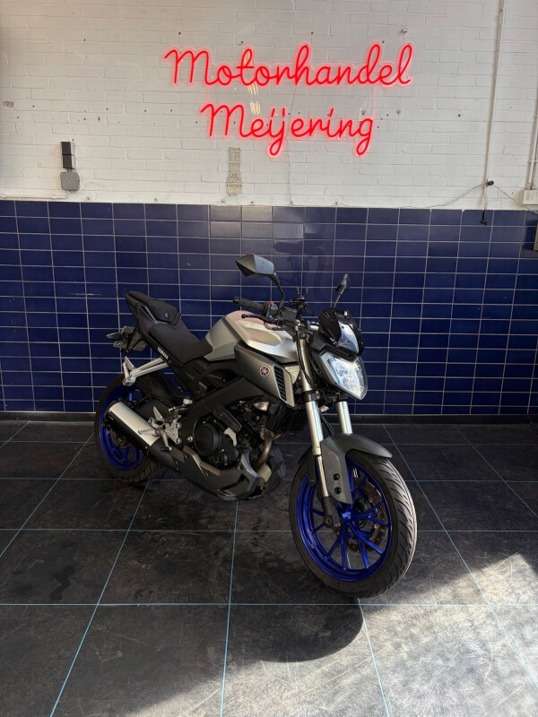 Yamaha Tour MT-125 A1 11KW, Weinig km!
