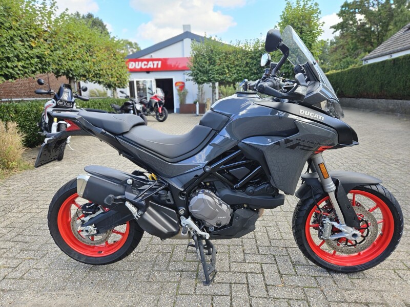 Ducati MULTISTRADA V2S
