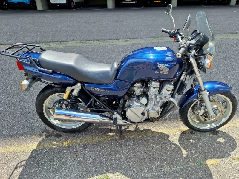 Honda CB 750 Seven Fifty