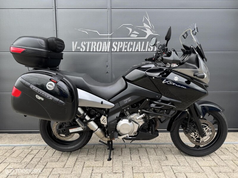 Suzuki V-Strom DL 1000 Black Rhino, bomvol opties !!