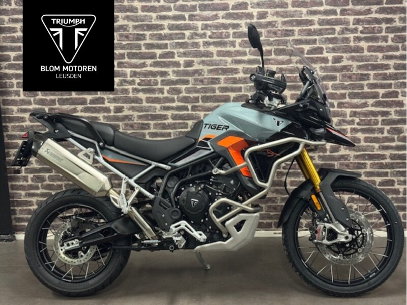 Triumph TIGER 900 DESERT EDITION