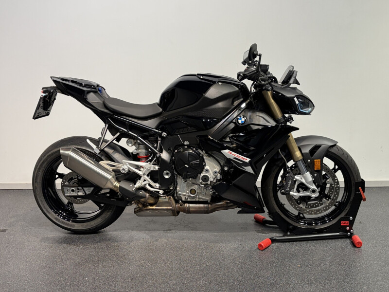 BMW S 1000 R model E/P