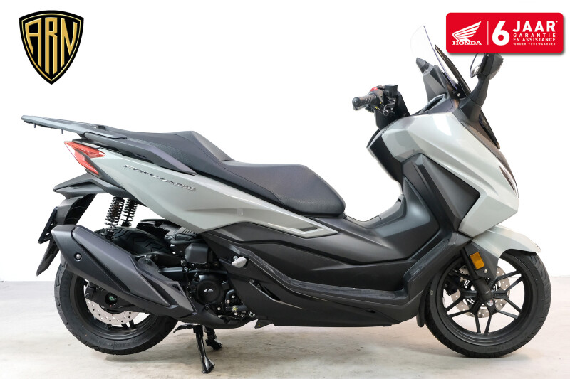 Honda NSS 350 Forza
