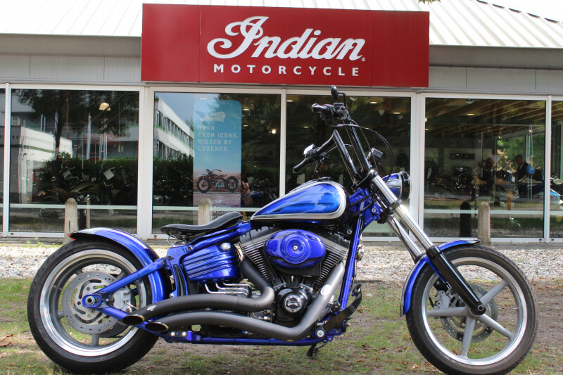 Harley-Davidson Rocker C  96 FXCW Softail Rocker