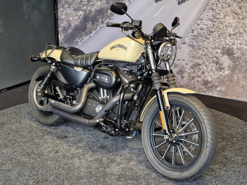 Harley-Davidson IRON 883
