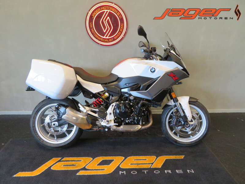 BMW F 900 XR KOFFERS FULL! NAVI