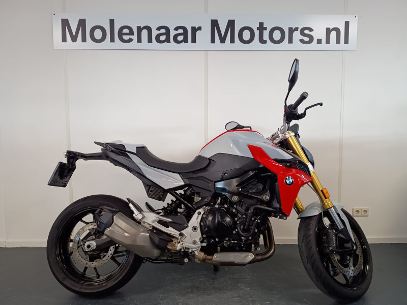 BMW F900 R