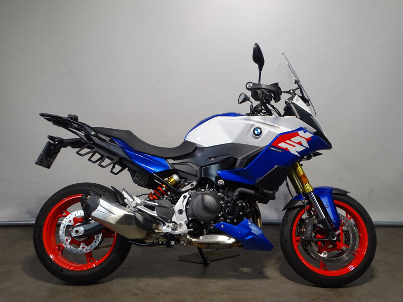 BMW F 900 XR
