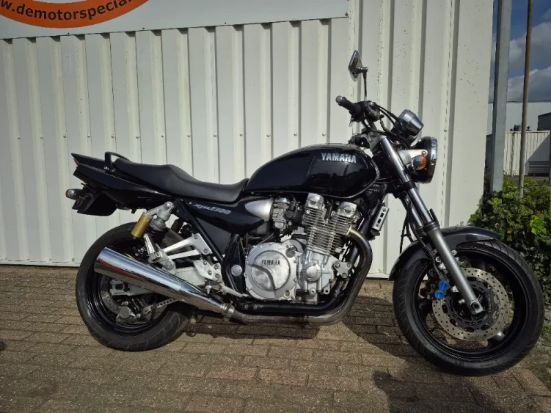 Yamaha XJR1300, dikke naked bike