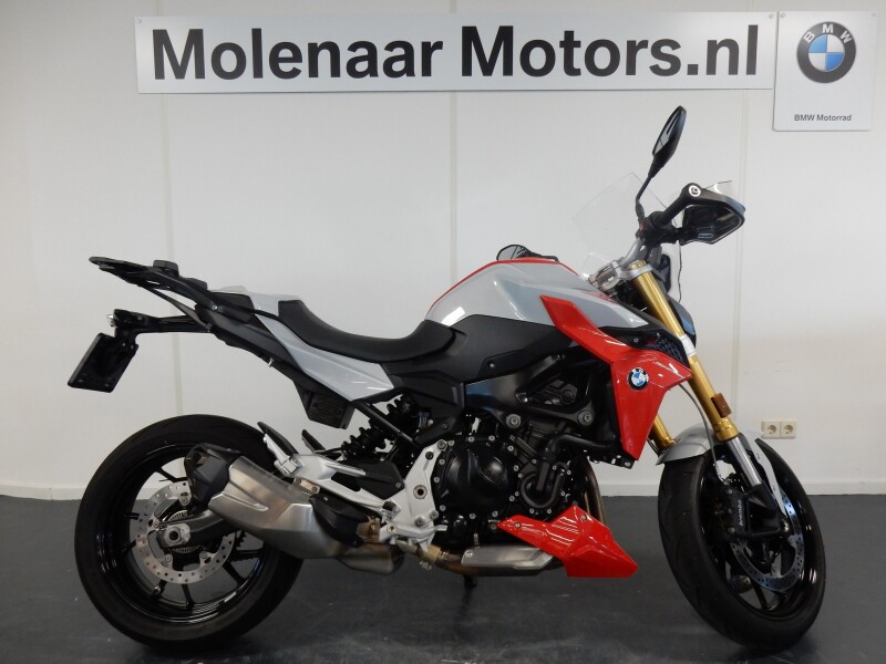 BMW F900 R
