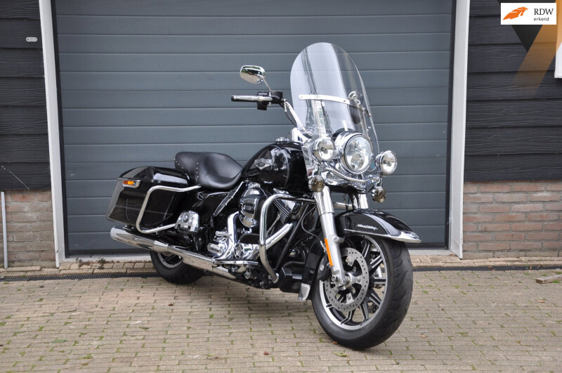 Harley Davidson Tour 103 FLHRC Road King Classic