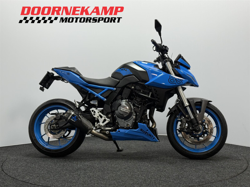 Suzuki GSX-8S