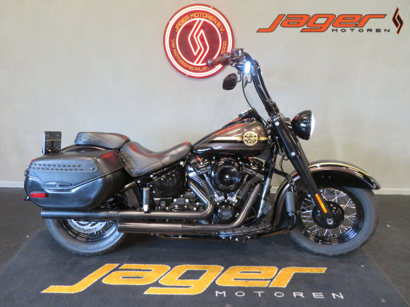 HARLEY DAVIDSON FLHC SOFTAIL HERITAGE 107 NIEUWSTAA