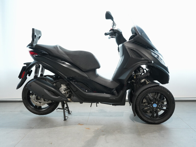 Piaggio MP3 300 HPE SPORT