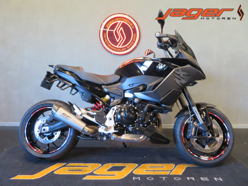 BMW F 900 XR BOMVOL! SC-PROJECT HISTORY