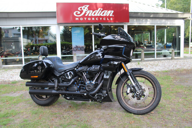 Harley-Davidson Low Rider  Low Rider ST