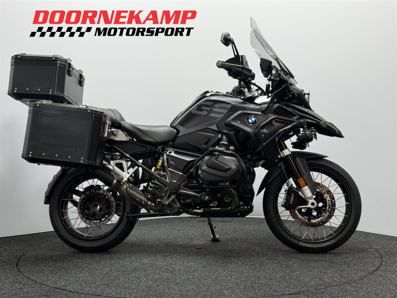 BMW R 1250 GS TRIPLE BLACK
