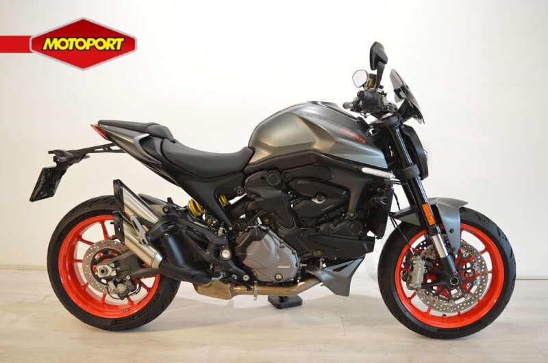 Ducati MONSTER