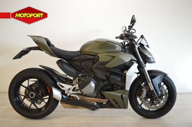 Ducati STREETFIGHTER V2