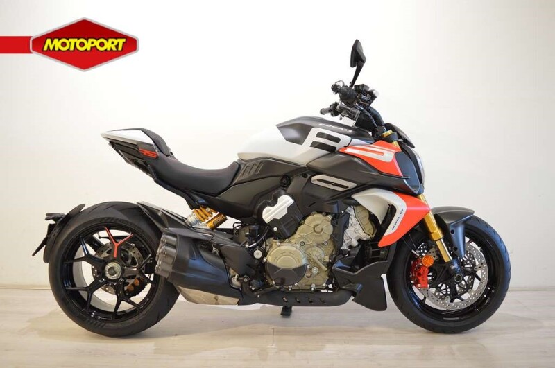 Ducati DIAVEL V4 RS