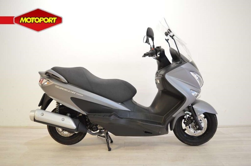 Suzuki UH 200 BURGMAN