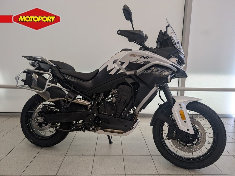 Cfmoto 800 MT EXPLORE ES