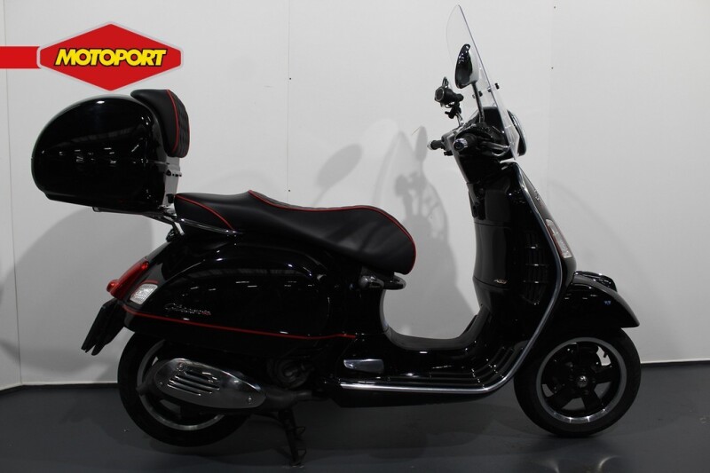 Vespa GTS 250