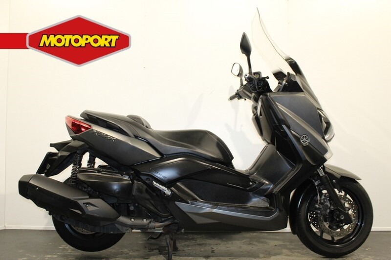 Yamaha X-max 400