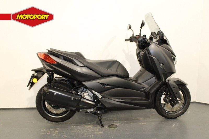 Yamaha XMAX 300