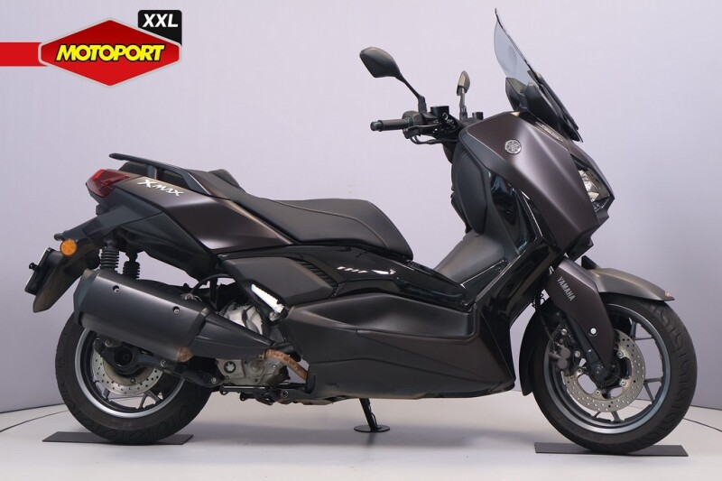 Yamaha X-MAX 300 TECH MAX