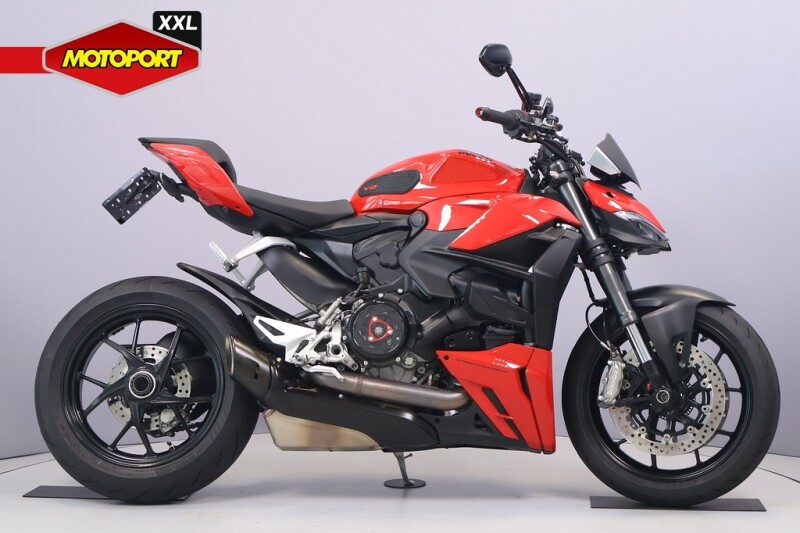 Ducati STREETFIGHTER V2
