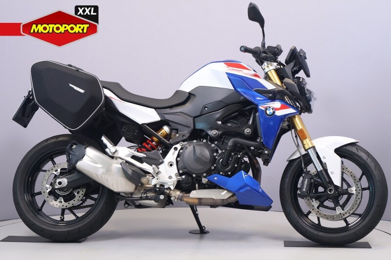 BMW F 900 R