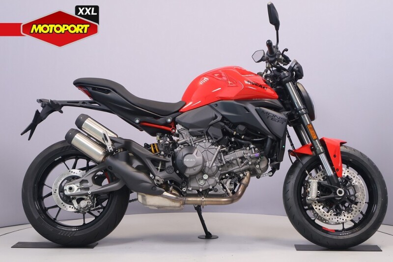 Ducati MONSTER