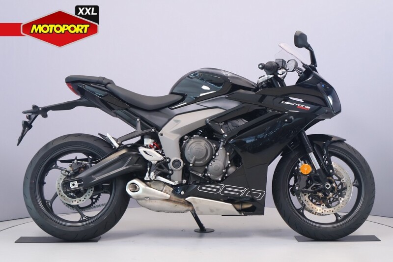 Triumph DAYTONA 660