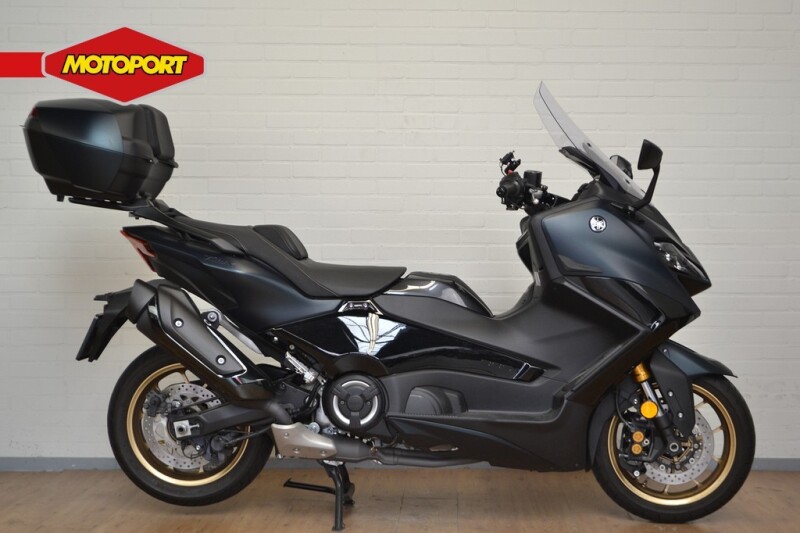 Yamaha TMAX Tech Max