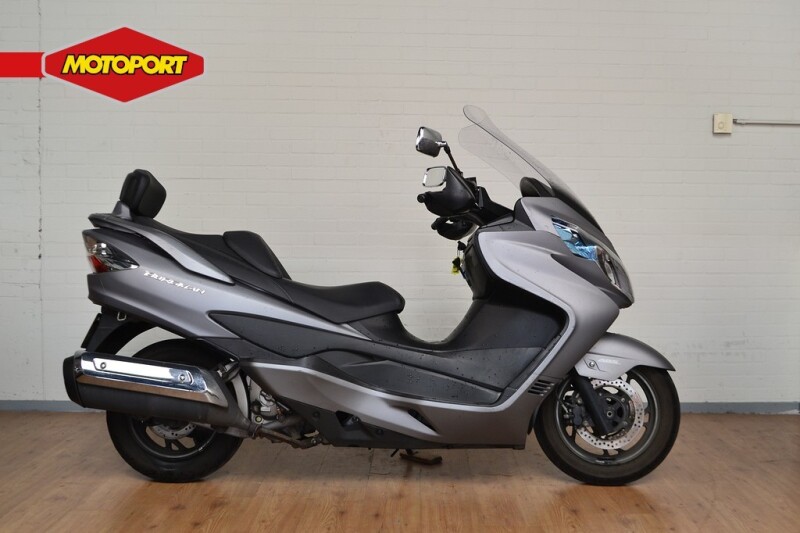 Suzuki Burgman AN 400 ABS