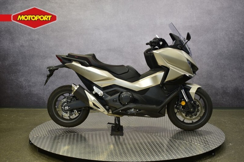 Honda FORZA 750