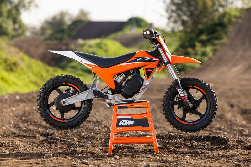 KTM SX-E2