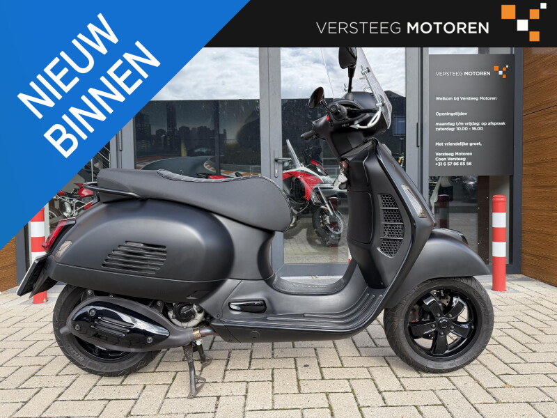 Vespa GTS 300 SuperTech HPE Notte # Full black