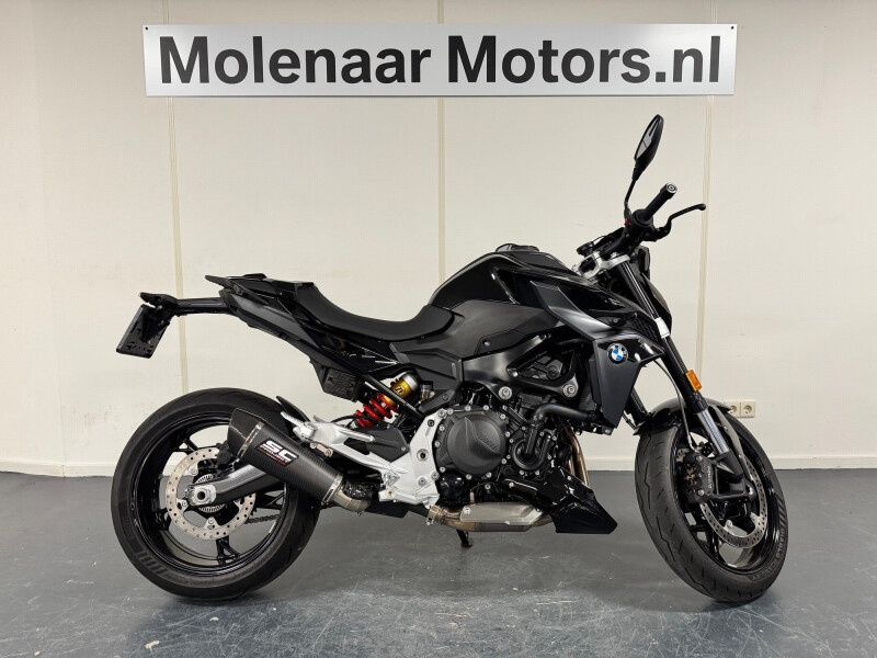 BMW F900 R