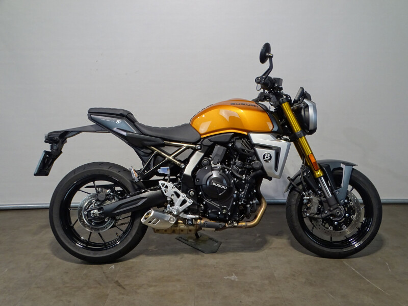 Suzuki GSX-8T