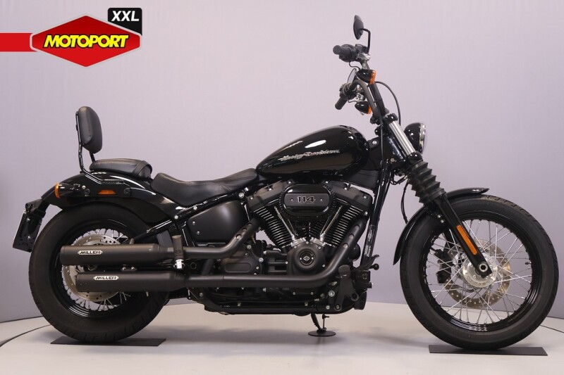Harley-Davidson STREET BOB 114